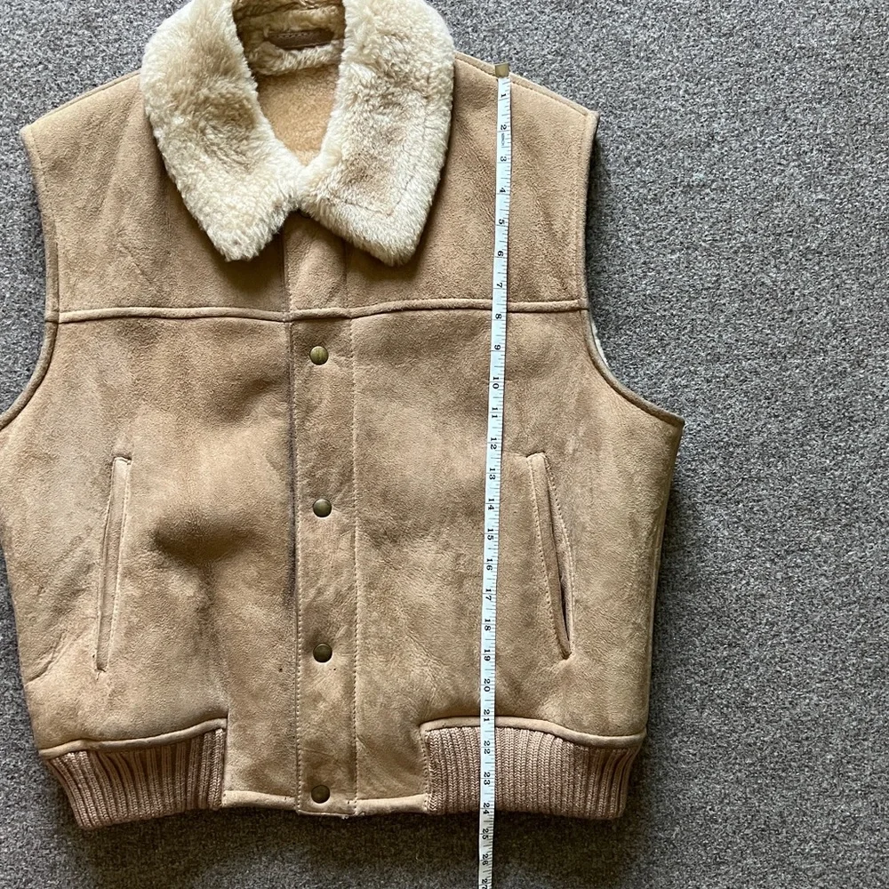 Vintage Overland Sheepskin Co. Suede Leather Collared Vest Fur Lined Made In USA_8